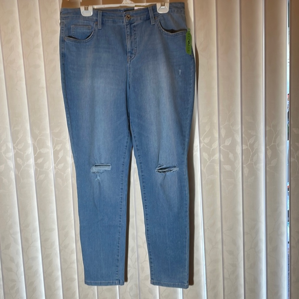 NWT-Style & Co, size 14 denim jeans, curvy fit